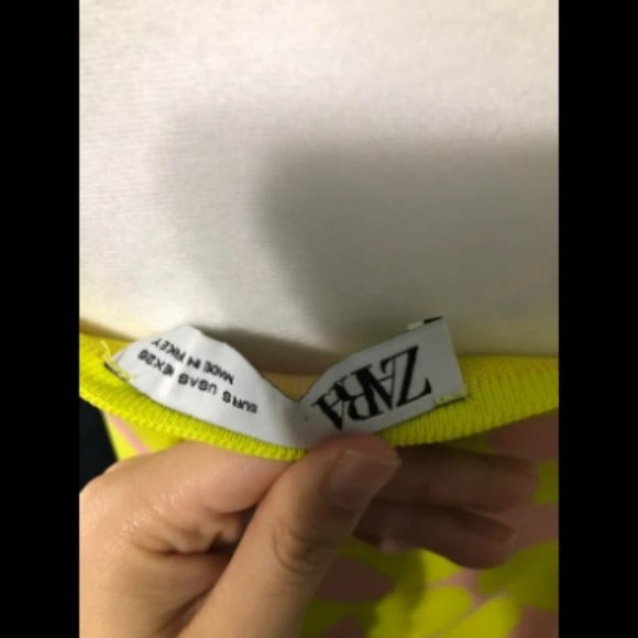 Zara Groovy Floral Mini Dress Sz S - Picture 2 of 3